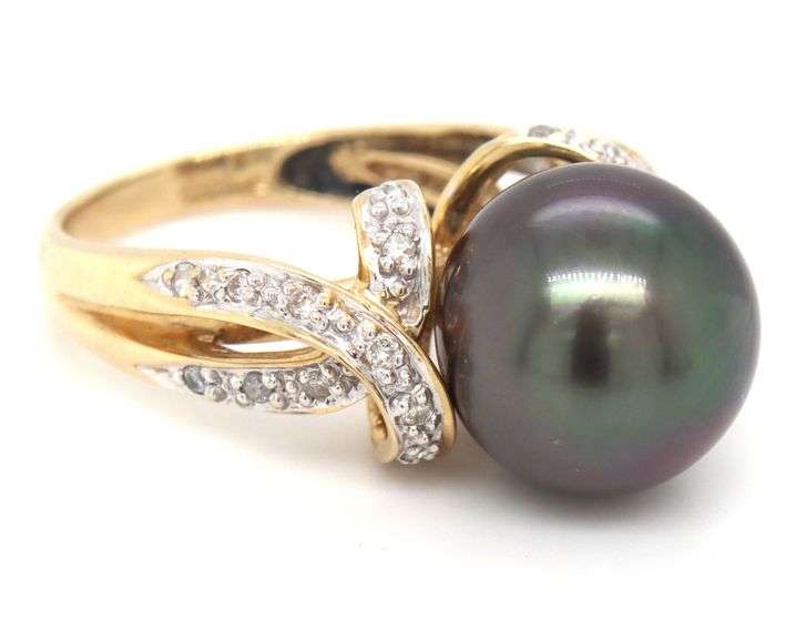 14kt Yellow Gold 12mm Green Tahitian Pearl and Diamond Infinity Ring