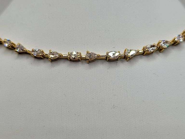 4.20ctw F, VVS1 lab grown diamond with 14k gold Bracelet