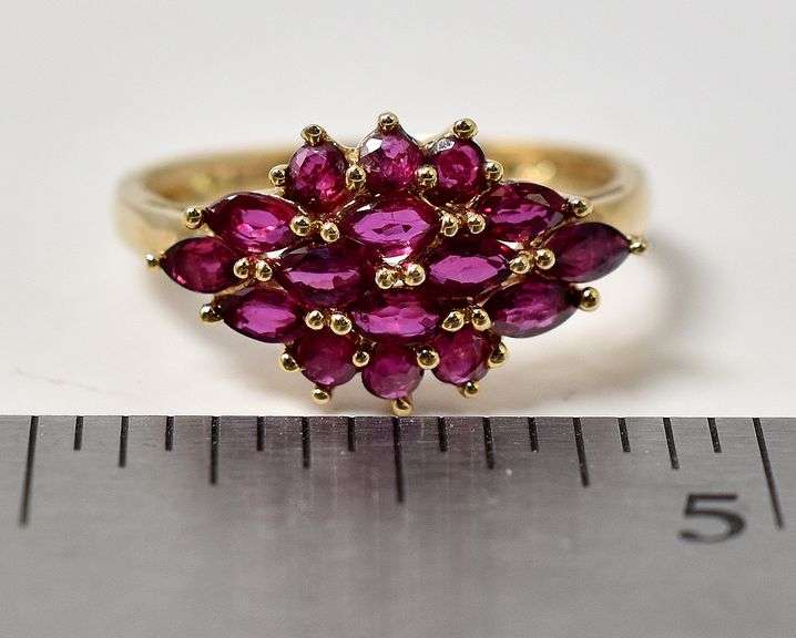Alluring 14K Yellow Gold Red Spinel Gemstone Ring