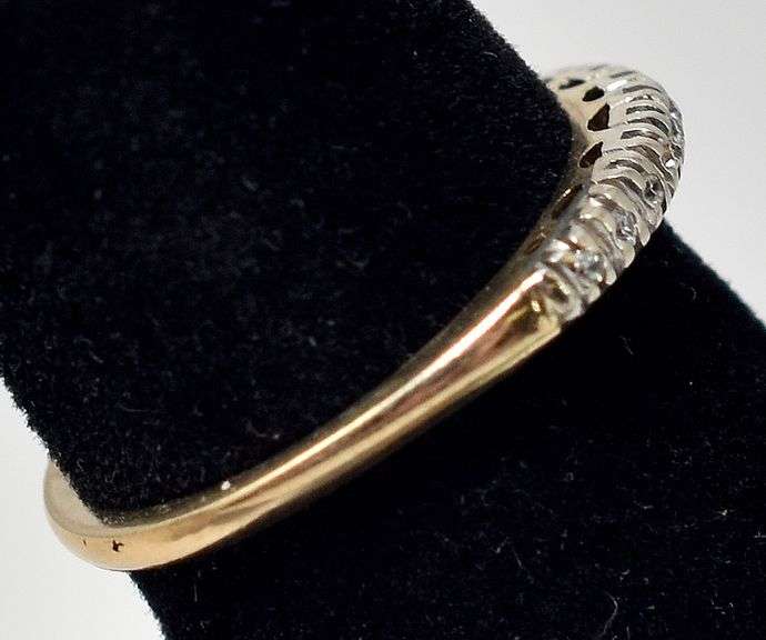 Simple 10K Yellow and White God Diamond Ring