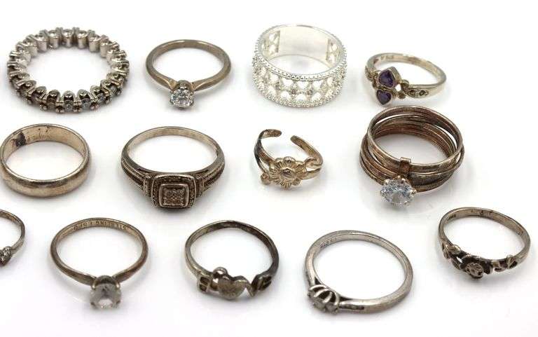 Group lot of vintage 925 sterling silver rings
