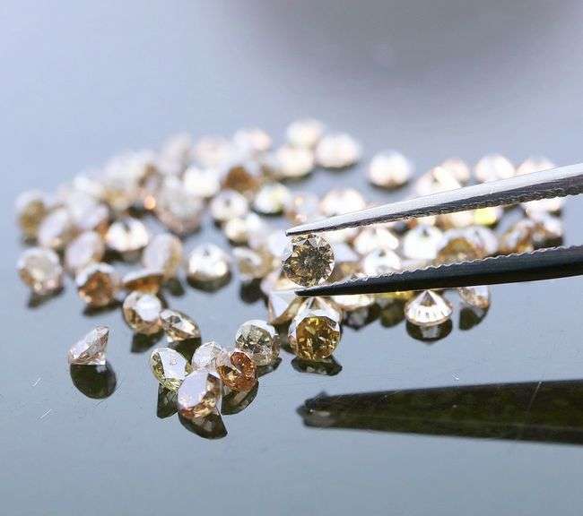 Heavy! 3.01ct set of untreated Champagne Diamonds!