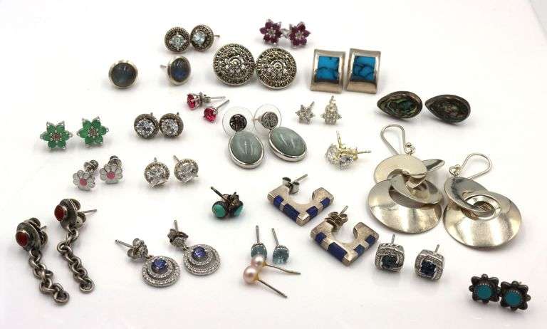 Group lot of Vintage 925 sterling silver earrings