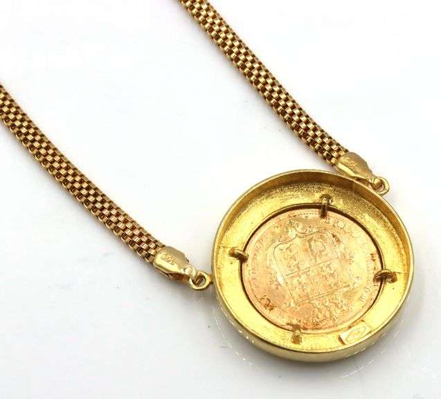 18kt Yellow gold Coin bezel pendant on mesh necklace