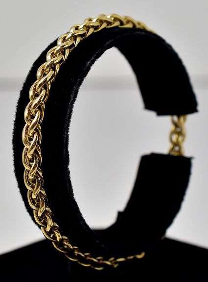 Wonderful 18K Yellow Gold Chain Bracelet