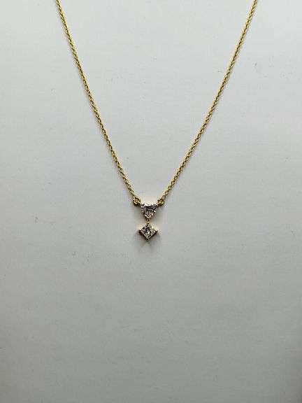 1.72 ctw F, VVS1 lab grown diamond with 18" 14k gold pendent