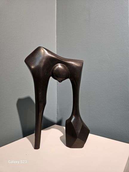 Captivating Bronze by Gila Hamzani Gila Hamzani Head Stand
