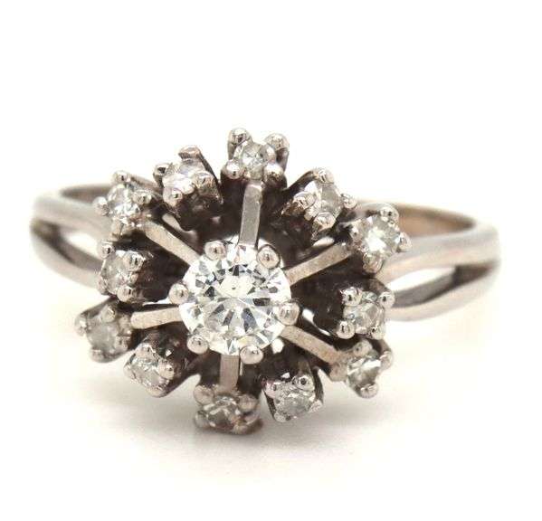 14kt White gold diamond cluster snowflake ring