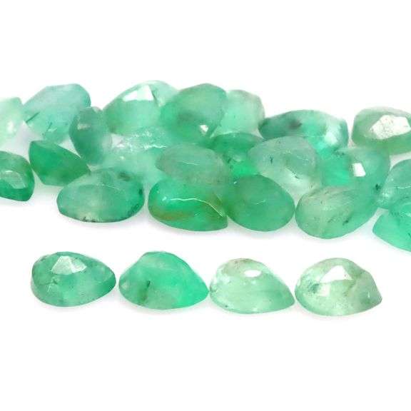 Real Zambian Emeralds, and you get 7 carats of them!