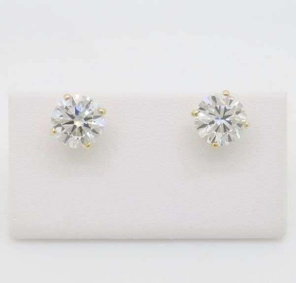 3.65CTW Diamond Stud Earrings in Martini Baskets
