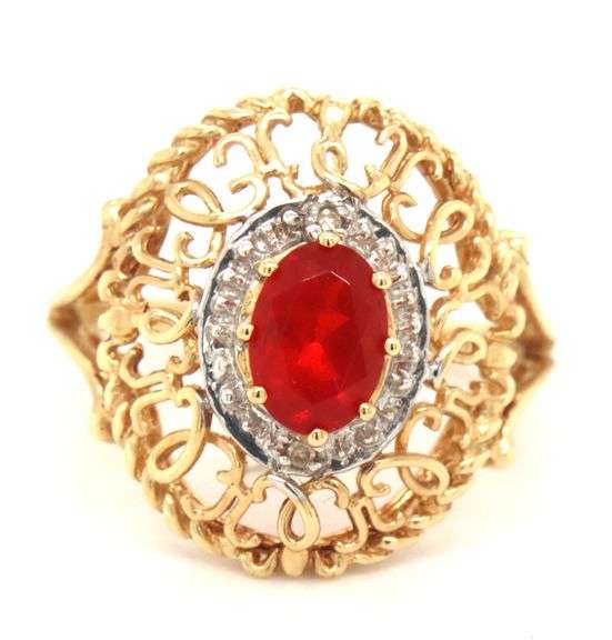 Nicely Styled 14K YG and Ruby Ring