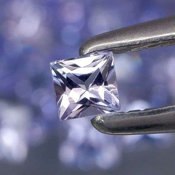 Glittering! Princess cut! 2.57ct UNTREATED Tanzanite set!!