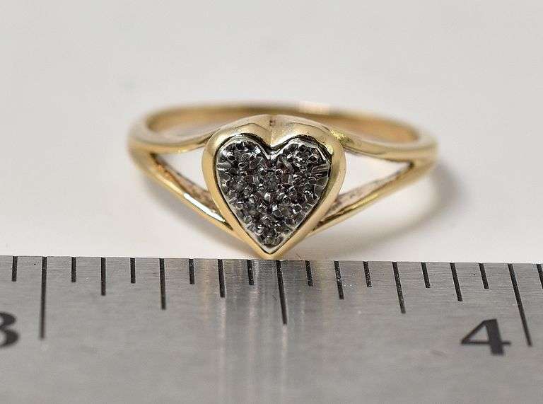 Sparkling 10k Yellow Gold Diamond Heart Ring