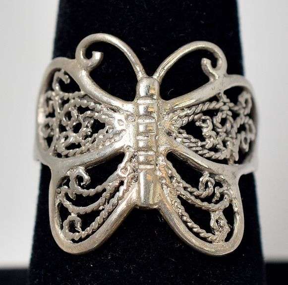 Butterfly Designed Sterling Silver Rng