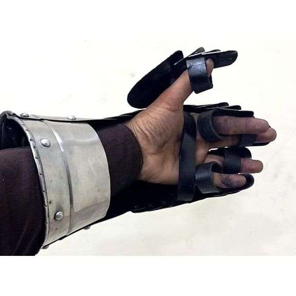 Medieval Knight Steel Gauntlets