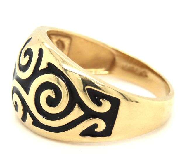 Lovely 14K YG and Black Enamel Dome Ring