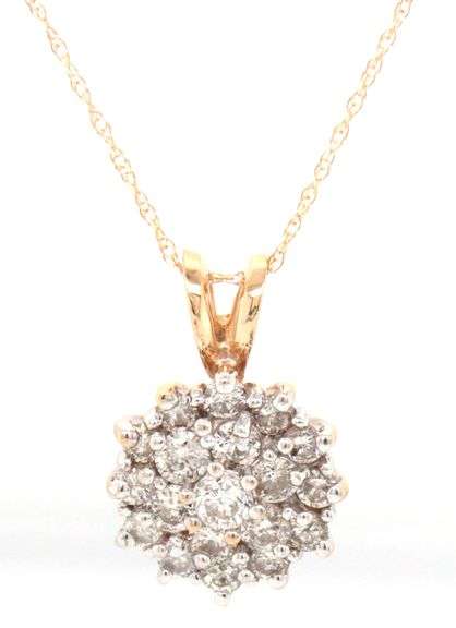 14kt Yellow gold 0.75ctw diamond cluster pendant on chain