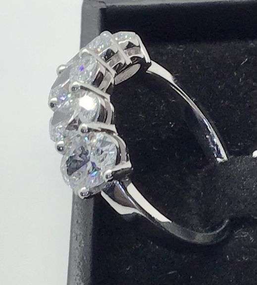 14K White Gold Oval Cut Lab Diamond Ring