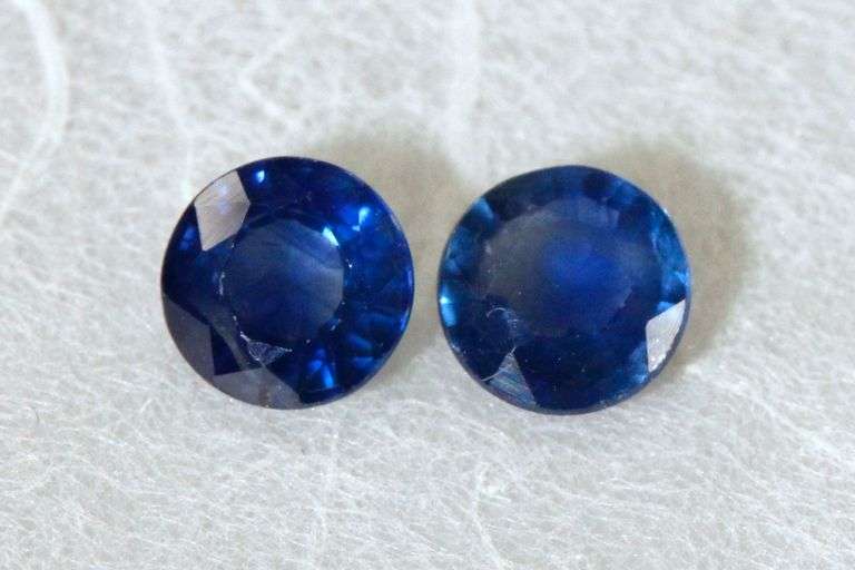 Fine Sapphire Pair - 5.5mm