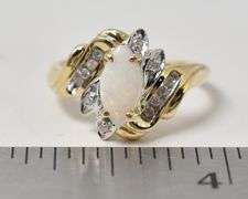 Beautiful 10K Yellow Gold Opal Gemstone and Diamond Ring
