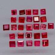 Top blood red! VS to SI clarity! Heated only 2.75ct Ruby set!!!