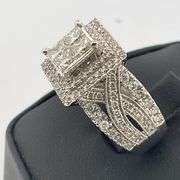 CERTIFIED 14K WHITE GOLD DIAMOND RING