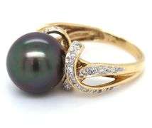 14kt Yellow Gold 12mm Green Tahitian Pearl and Diamond Infinity Ring
