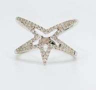 18K White Gold Diamond Star Ring