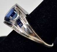 Magnificent 14K White Gold Blue Sapphire Gemstone and Diamond Ring