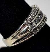 Splendid 10K White Gold Diamond Band Ring