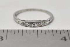 Stunning 18K White Gold Diamond Ring