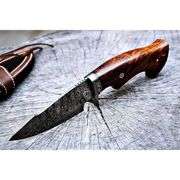 Damascus Steel Hunting Knife Walnut Handle