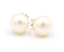 10kt Yellow gold 6.5-7mm pearl stud earrings