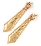 Tasteful 14k yellow Gold Dangle Earrings