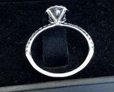 18K White Gold Round Brilliant Cut Lab Diamond Ring