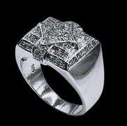 Men's 14 Kt White Gold Plated 5.75 Cttw Lab Simulated Diamond Ring