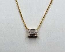 One ctw F, VVS1 lab grown diamond with 18" 14k gold pendent