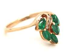 Stylish 14K YG Emerald Cluster Estate Ring