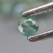 Extremely rare! 1.59ct color change Alexandrite set!
