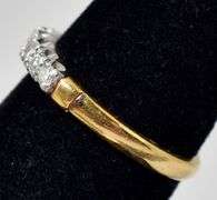 Stunning 18K Yellow and White Gold Diamond Ring Band