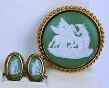 Vintage Wedgwood Green Jasperware Pin/Pendant & Earrings
