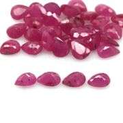 Simply gorgeous 8.25ct reddish pink Ruby set
