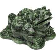 Hand-Carved Jade Money Frog for Wealth and Luck