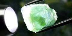 Heavy! 103ct uncut, untreated Grandidierite set!