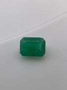 I.G.I CERTIFIED NATURAL GREEN EMERALD 2.27 CARATS