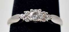 Cute 10k White Gold Cubic Zirconia Gemstone Ring