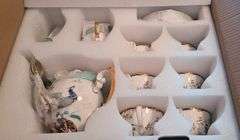 Vintage Bone China Tea Bloom Set