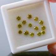 Glittering 1.05ct set of dandelion yellow Diamonds!