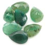 Rich emerald green 14.38ct 7pc Emerald set