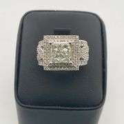 CERTIFIED 14K WHITE GOLD DIAMOND RING